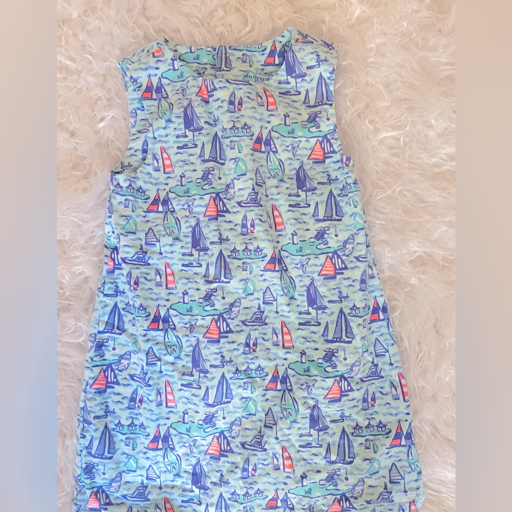 Girls 3T Vineyard Vines dress. Like new.